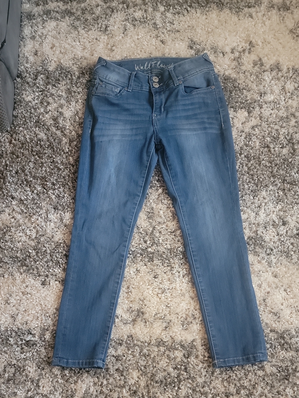Wallflower Women's Mid Blue Skinny Jeans
